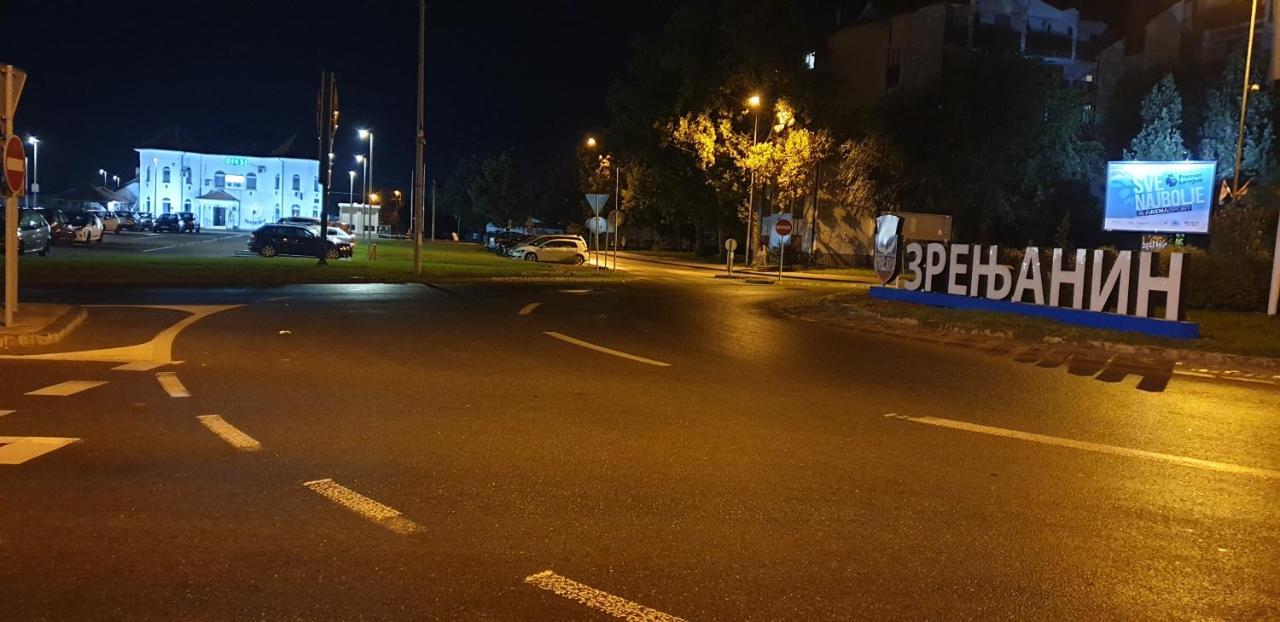 Apartmani Diksi Beçkerek Dış mekan fotoğraf