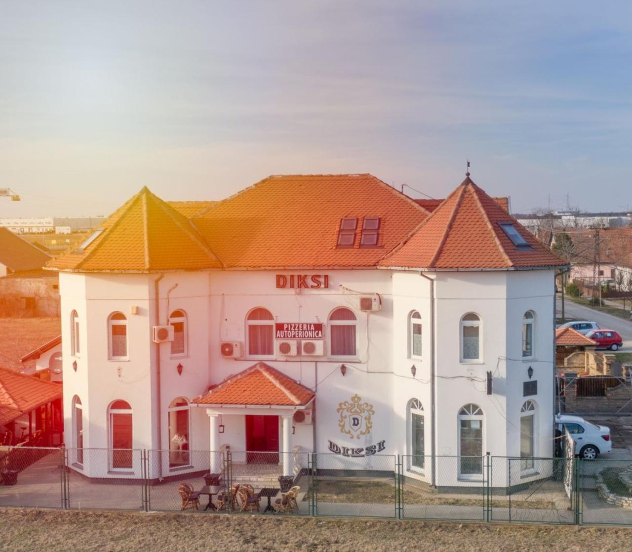 Apartmani Diksi Beçkerek Dış mekan fotoğraf